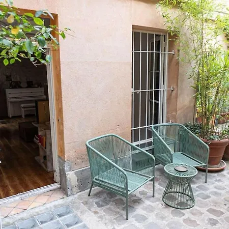 Apartment Secret Haven At 14